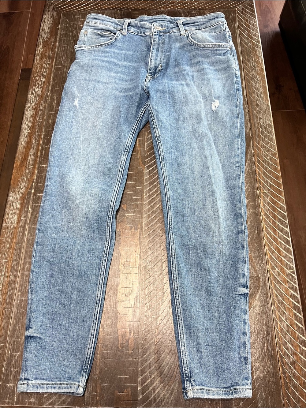 Zara Premium Light Wash Skinny Men’s Jeans Distressed Size 34